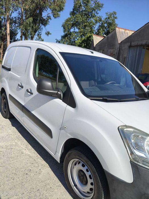 Peugeot Partner.