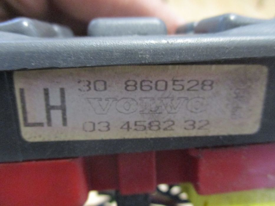 Botoes / Interruptor / Comando Vidros Volvo V70