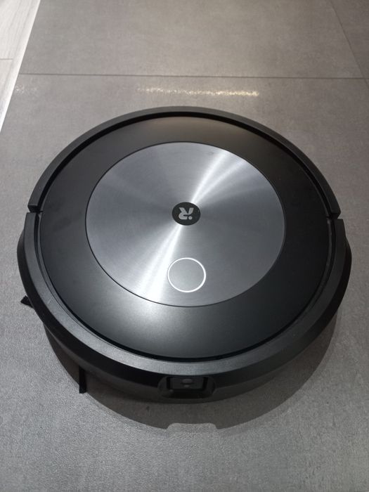 iRobot Roomba j7+ z gwarancją do 13.08.2027