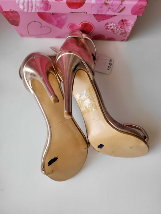 Złote sandały na obcasie szpilki 40/41 na wesele imprezę Primark