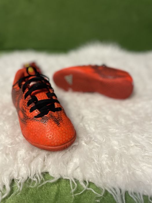 Бутси adidas дитячі 30 розмір