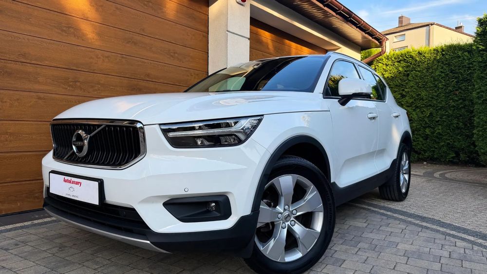 Volvo XC 40 ACC/Keylessgo/ grz.kier/Hak