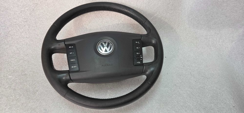 Kierownica + poduszka Volkswagen Touareg 7L skóra kpl