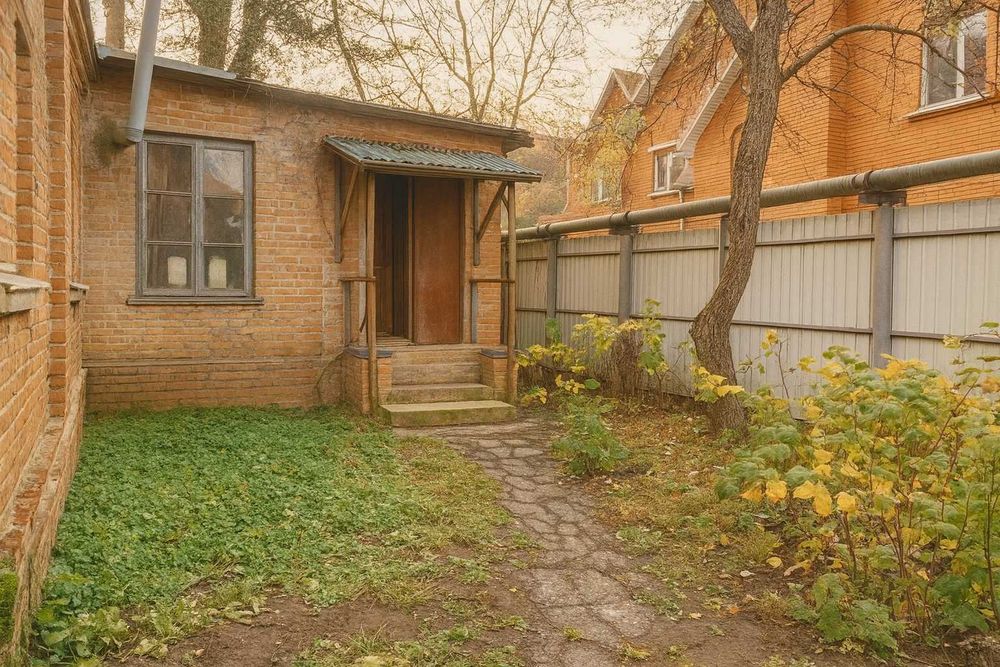 Елітний Центр. Парк Перемога/Співоче Поле. Закритий двір. Окремий вхід