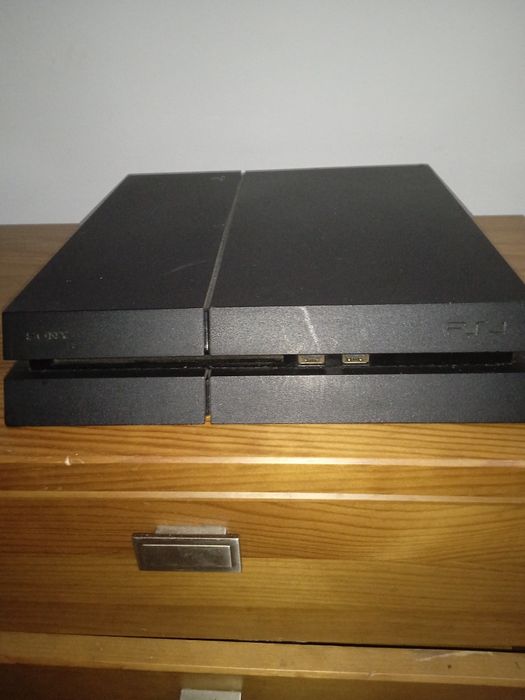 E um ps4 que está em bom estado