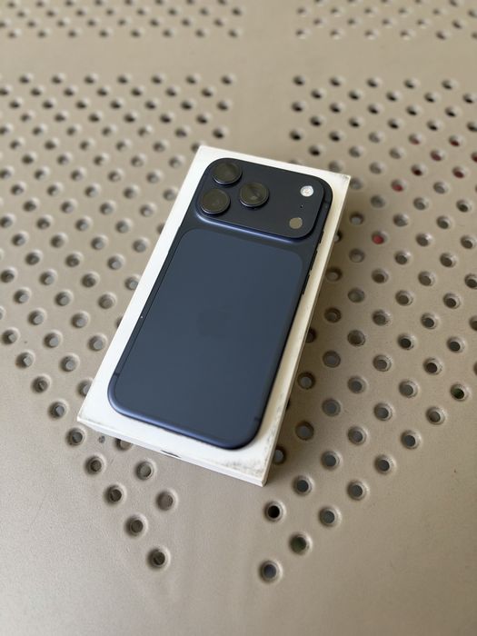 I phone 17 pro na gwarancji