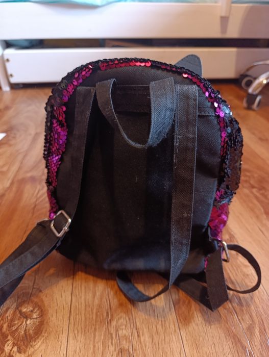 Cekinowy plecak z uszkami