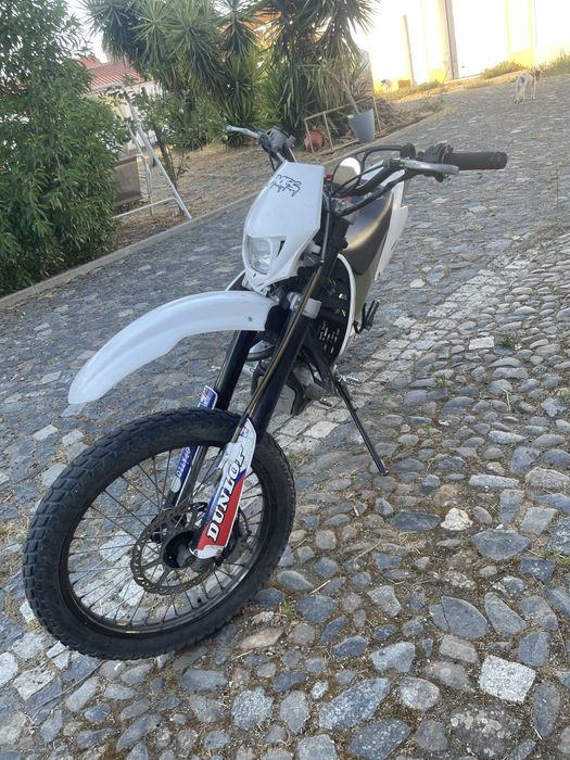 Mota AJP PR4 125cc