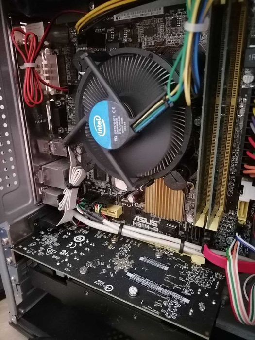 Desktop Design/Gaming p/ Peças (i5 + GTX 1050 Ti + 8GB RAM)