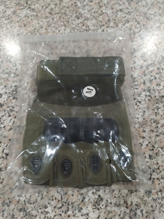 Продам тактические перчатки