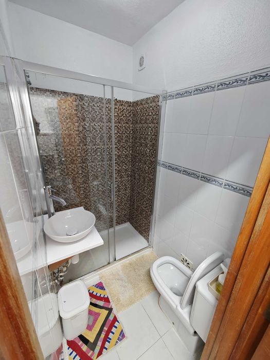 Quarto Partilhado em Odivelas para homens
