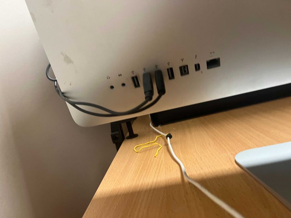 Моноблок Apple iMac 21.5 inch | Mid 2011 | i5 2.5 GHz | 4GB RAM | SSD