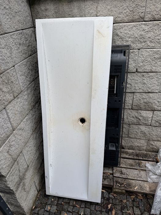 Umywalka z tworzywa , oddam za darmo