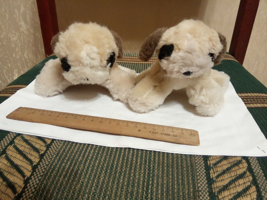 Две собачки мягкие игрушки