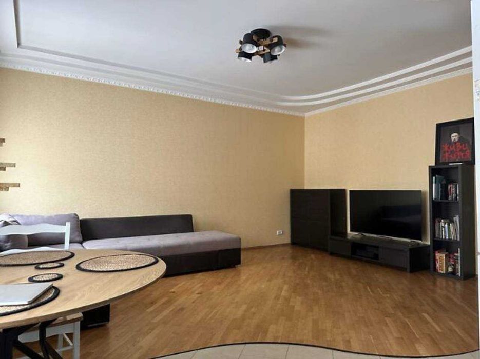 Продаж 2к. двокімнатна квартира, АГВ, Цегла, Ремонт, Меблі
