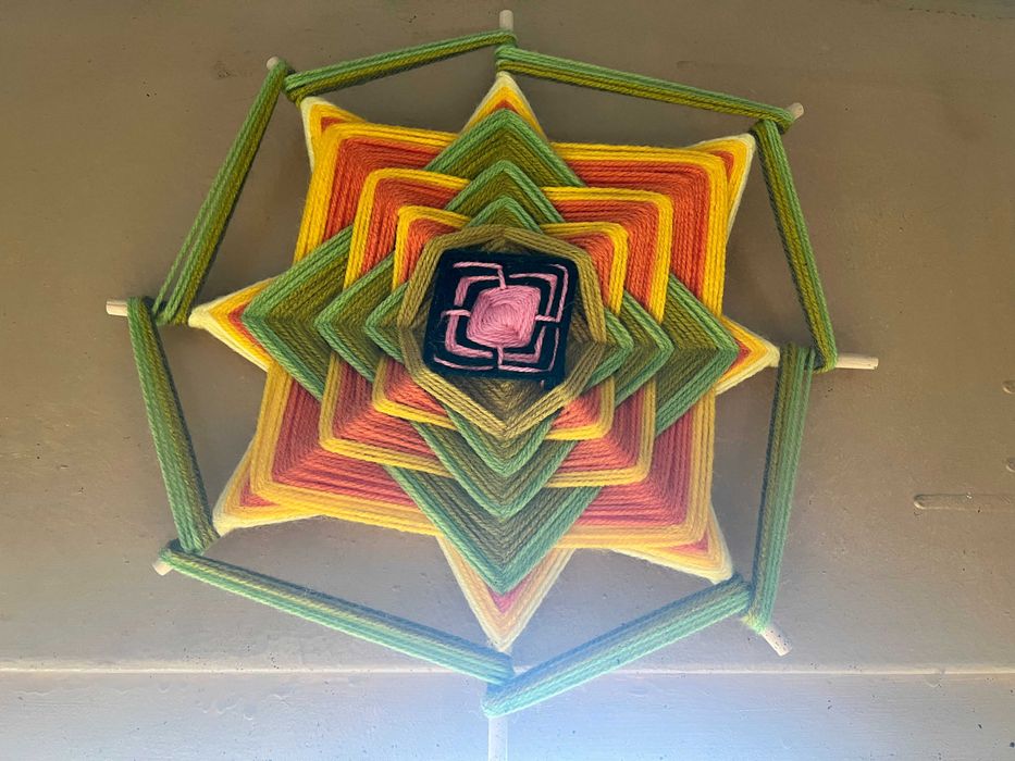 O Despertar da Roda Sagrada: Mandalas Artesanais que Falam à Alma