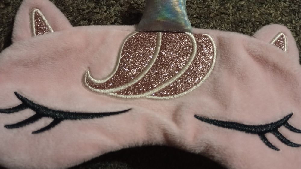 Sprzedam opaskę do spania Unicorn