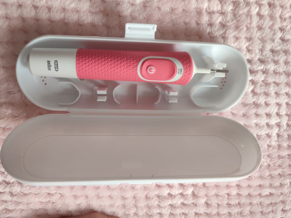 Sprzedam szczoteczkę elektryczną