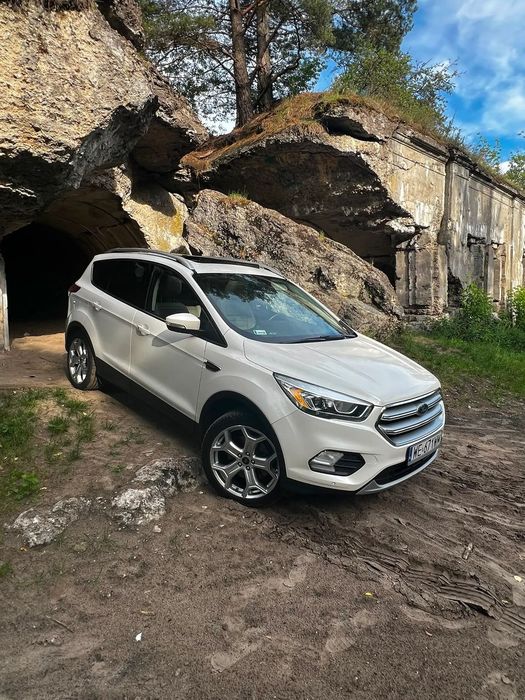 Ford Kuga Ford kuga titannium stan idealny full wyposazenie