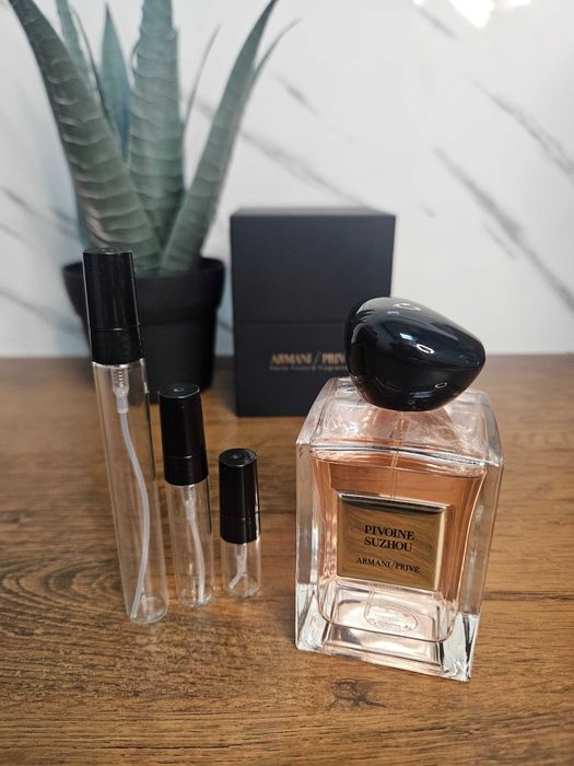 Giorgio Armani Pivoine оригінал розпив