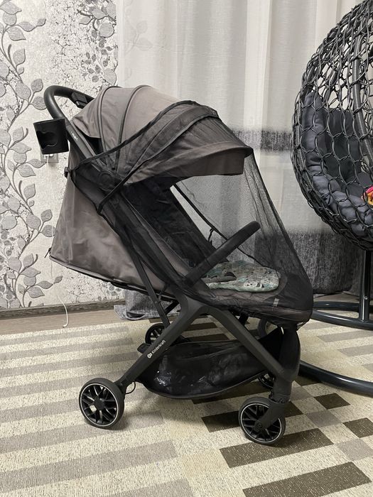 Продам дитячу прогулянкову коляску