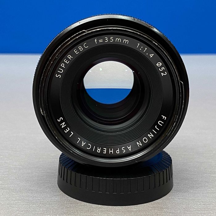 Fujifilm XF 35mm f/1.4 R