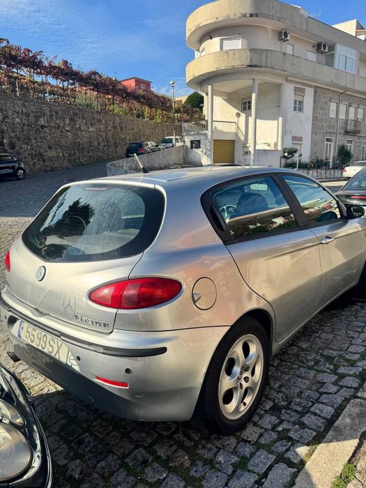 ALFA ROMEO 147 (937) 1.6 16V T.SPARK Gasolina 120 cv — photo 3