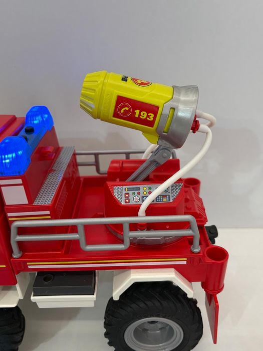 Playmobil wóz strażacki wóz strażacki terenowy strażacy