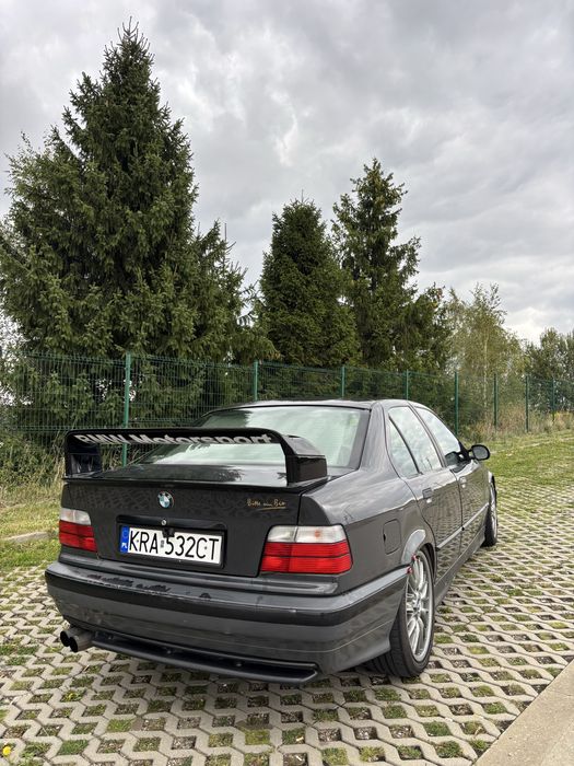 BMW E36 320i 1992r