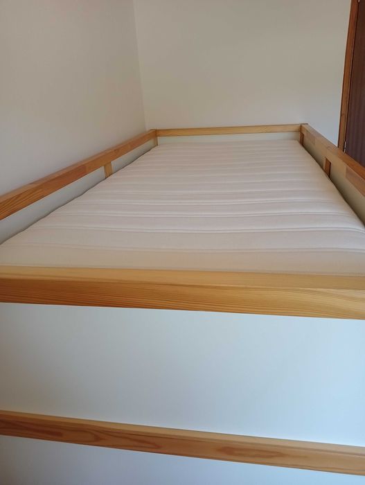 Cama/ beliche kura ikea