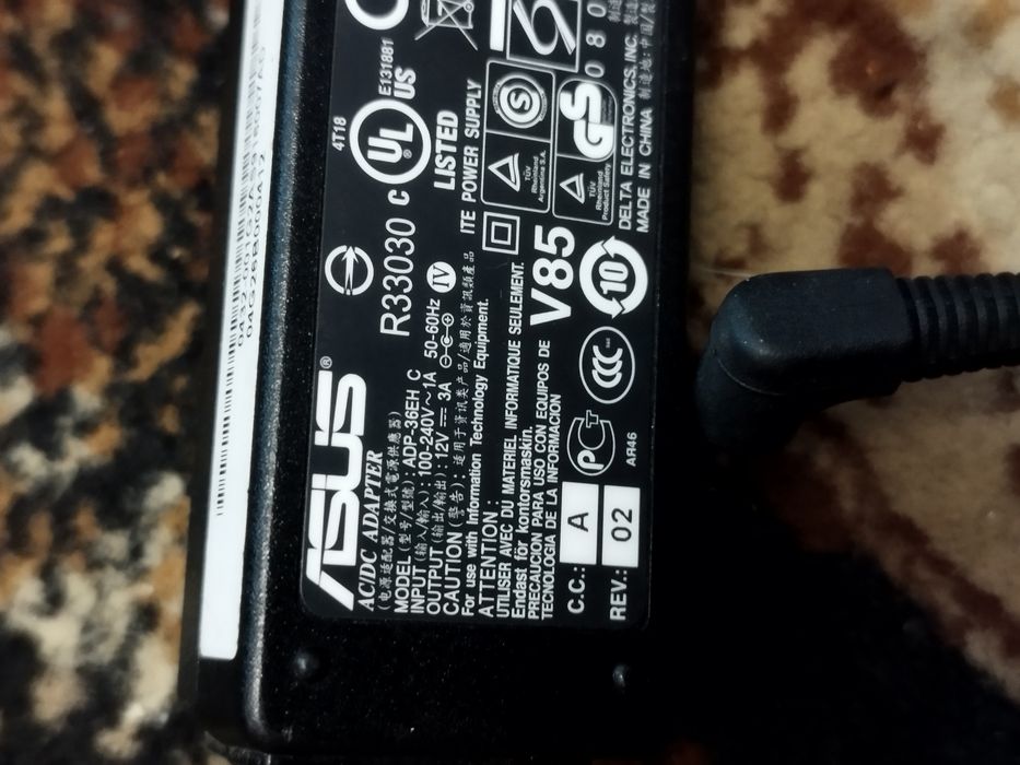 Małą ładowarka Laptopa Asus