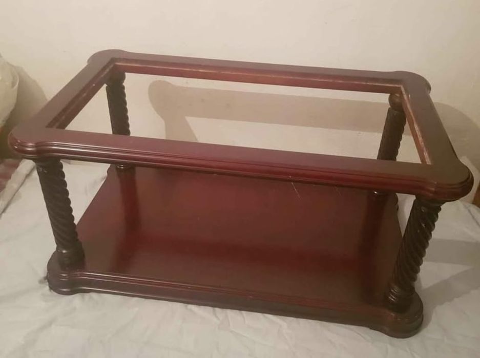 Estrutura Mesa de Centro Antiga em Madeira falta a Pedra