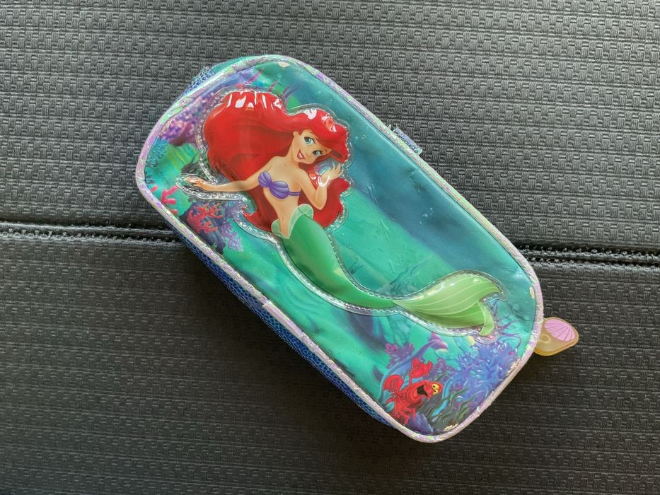 Piórnik dla dziewczynki z Arielką