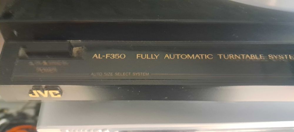 Gramofon JVC model AL-F350