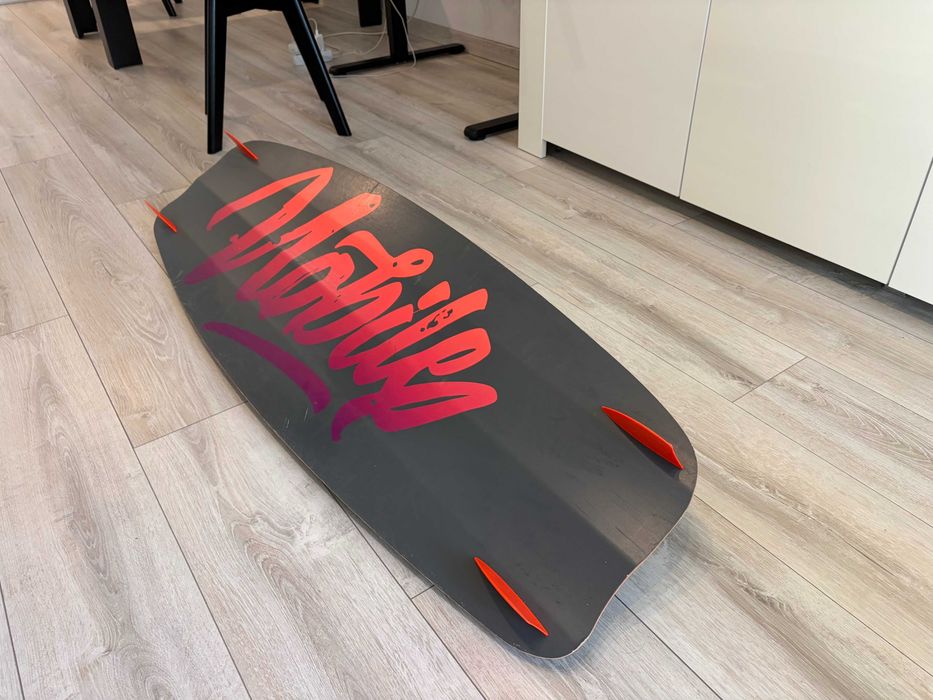 Deska Kitesurfing Nobile NHP 134x41 + Footstrapy Infinity Excellent
