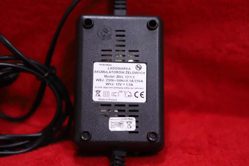 Ładowarka impulsowa do akumulatorów żelowych TATATEK