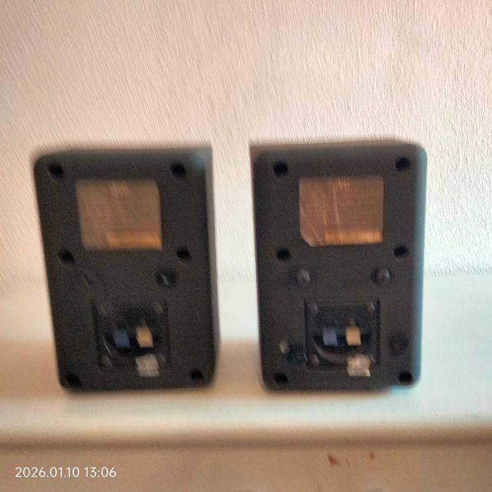 Colunas de Som Traseiras JVC