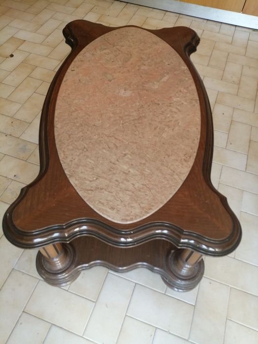 Mesa de centro em madeira e mármore !!COMO NOVA!!