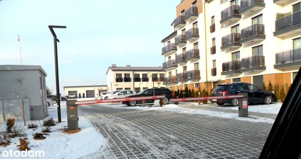 Wynajmę  Garaż 66M  Na Garaż . Magazyn , Hale  Itp.