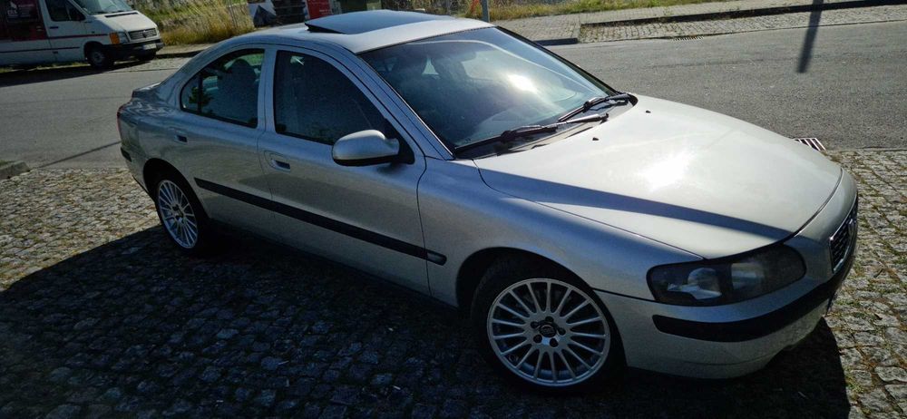 Volvo S60 T5 (2001) | Automático | Excelente estado