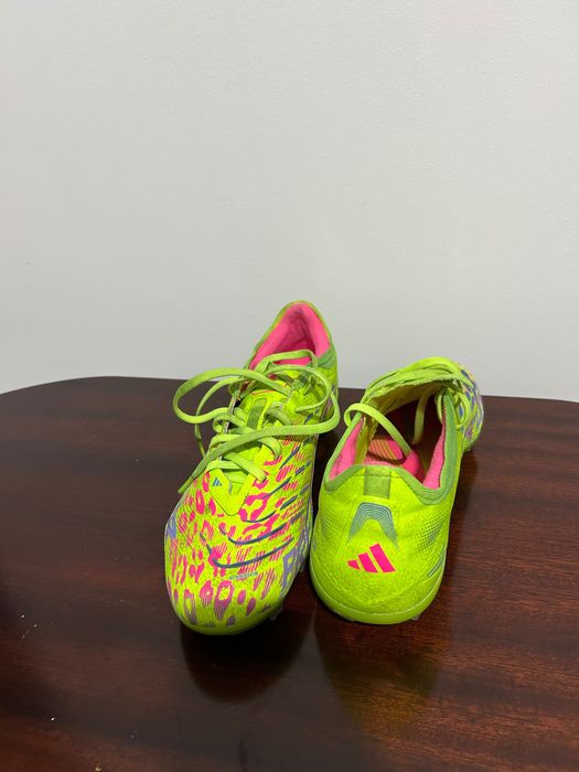 Chuteiras predator pro FG