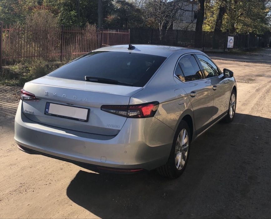 Wynajem Skoda Superb 1.5 Tsi