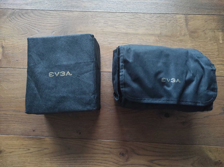 Zasilacz z okablowaniem EVGA SuperNOVA 850W P2 80 Plus Platinum