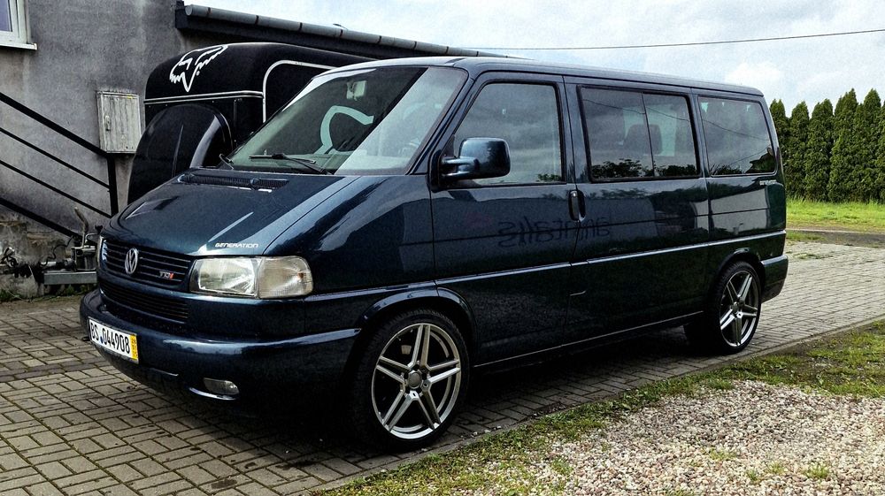 VW T4 Multivan Generation 180ps AXG