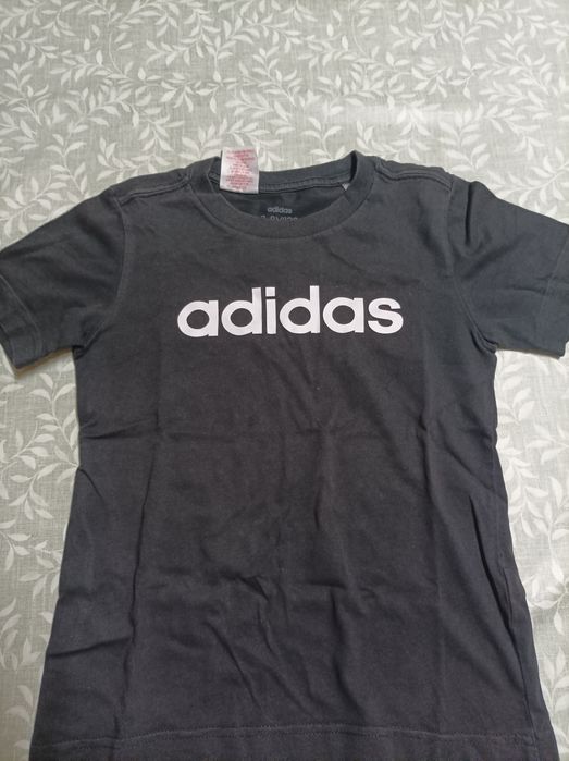 T-shirt adidas 7 anos