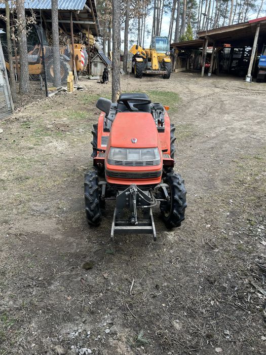 Sprzedam ciagniczek Ciagniczek kubota a-14