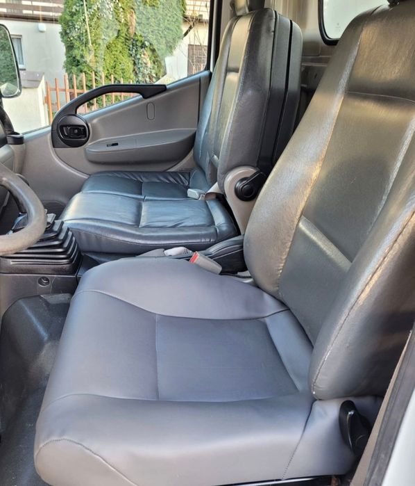 Cabstar 2.5 D Tribasculante