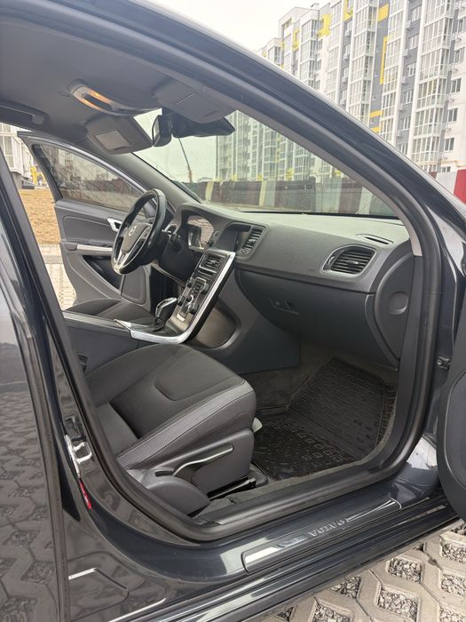 Volvo S60 2014 VIN YV1FS848BE2304306 фото оголошення 17 з 19