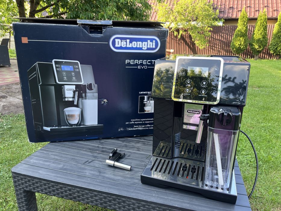 Кавоварка Delonghi Perfecta EVO 2021 року гарантія, та післягарантійна підтримка