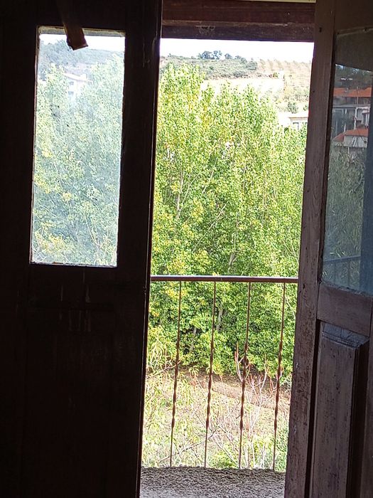 Casa em mós Moncorvo